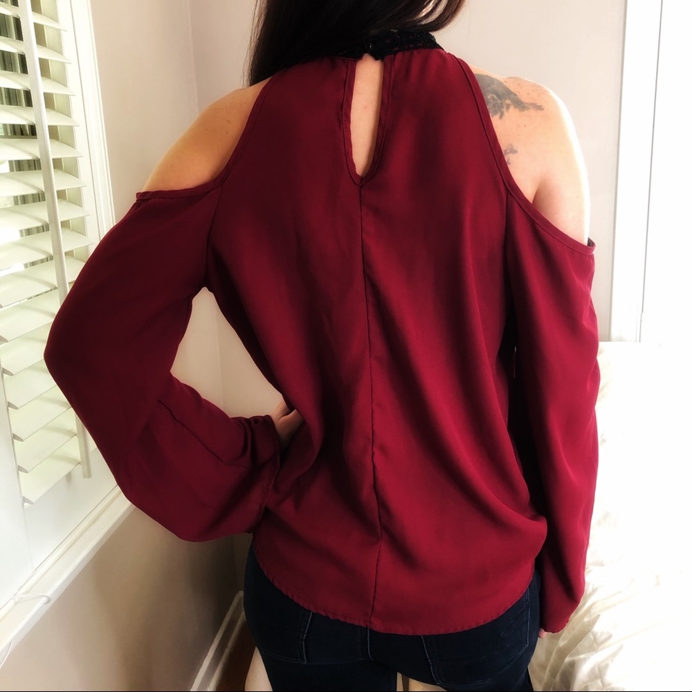 Solddd Outtt - Picture 3 of 3